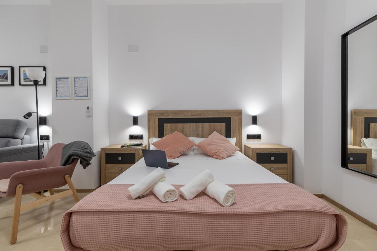 Appartement Travel Habitat La Marina Real à Valence Extérieur photo